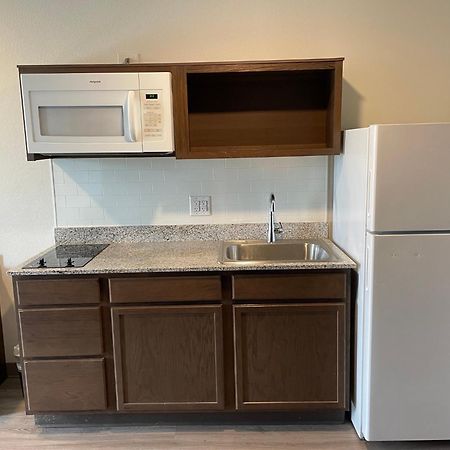 Woodspring Suites Detroit 麦迪逊高地 外观 照片