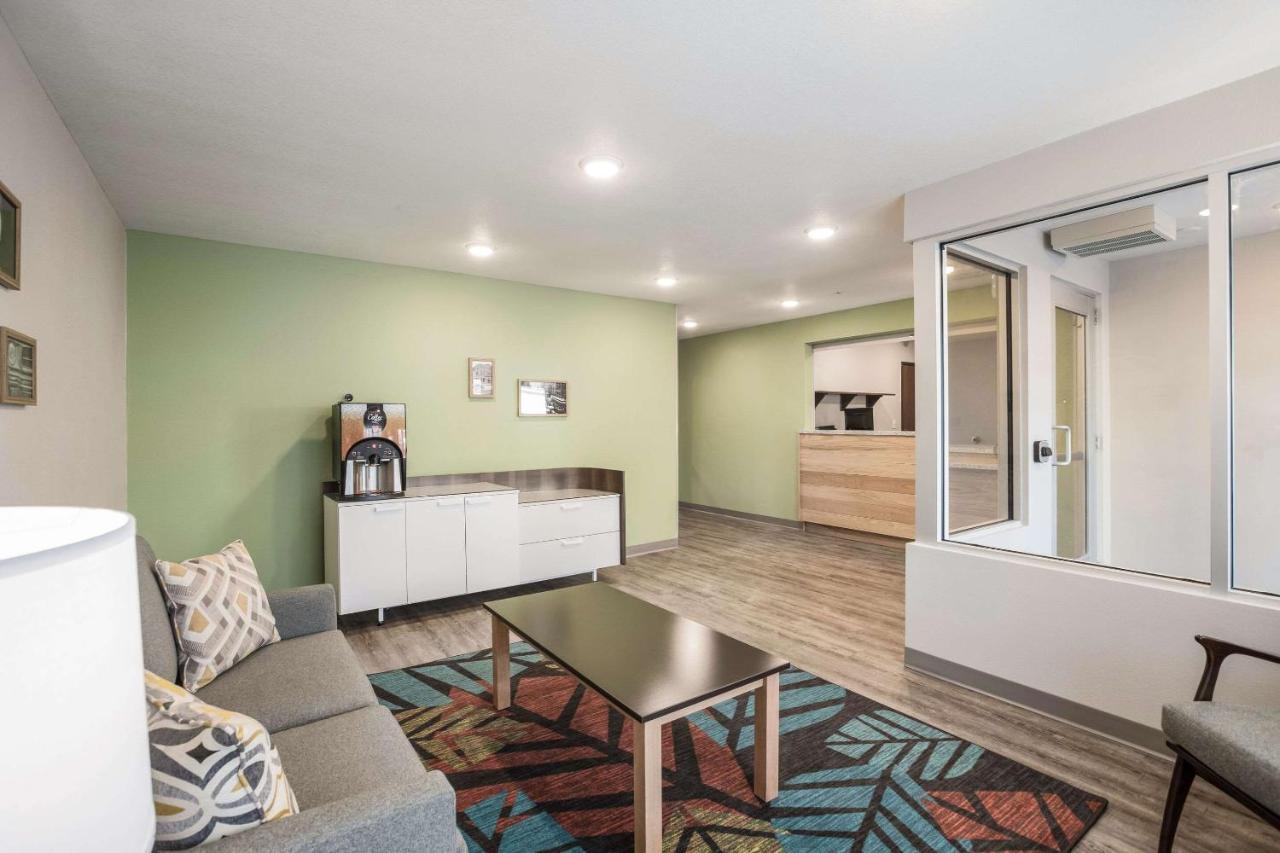 Woodspring Suites Detroit 麦迪逊高地 外观 照片